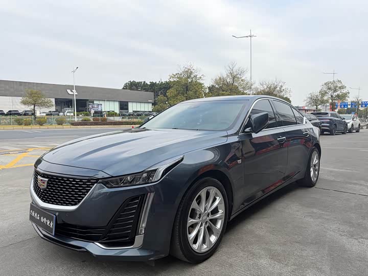 Фото 1 - Cadillac CT5