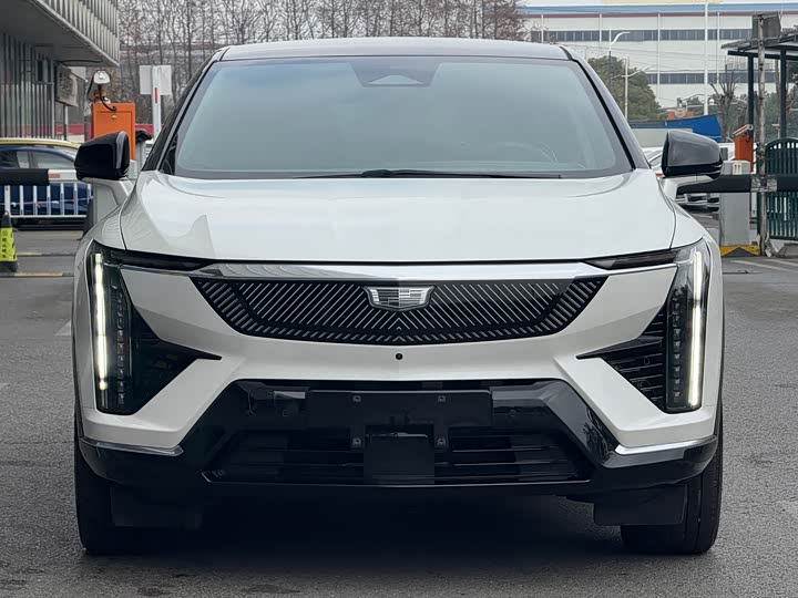 Фото 2 - Cadillac Optiq