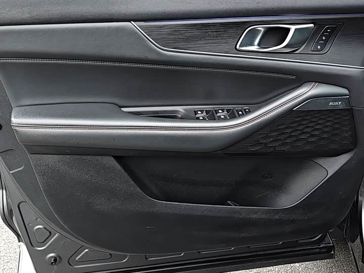 Фото 6 - Changan UNI-K