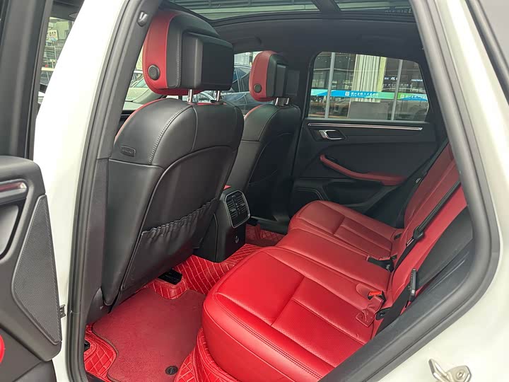 Фото 6 - Porsche Macan