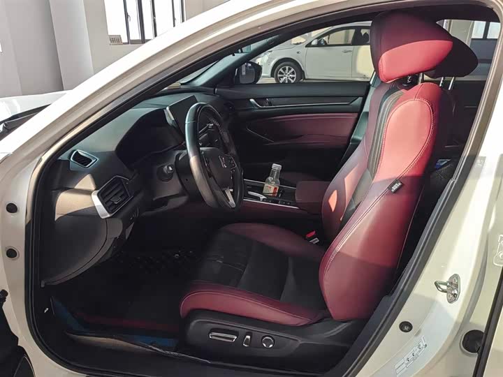 Фото 8 - Honda Inspire