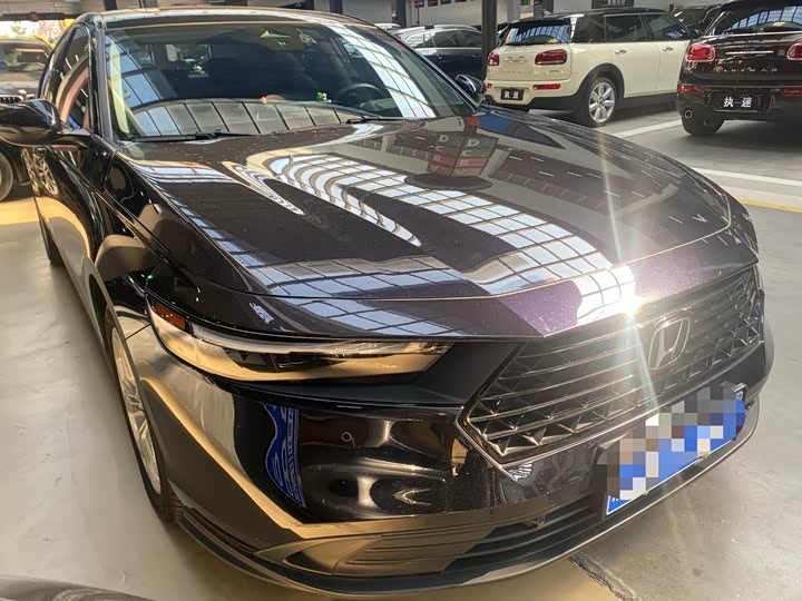 Фото 3 - Honda Accord