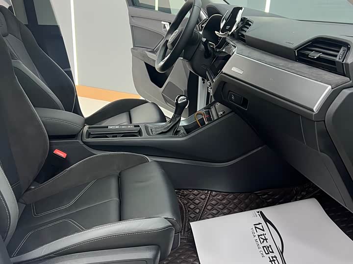 Фото 9 - Audi Q3 Sportback