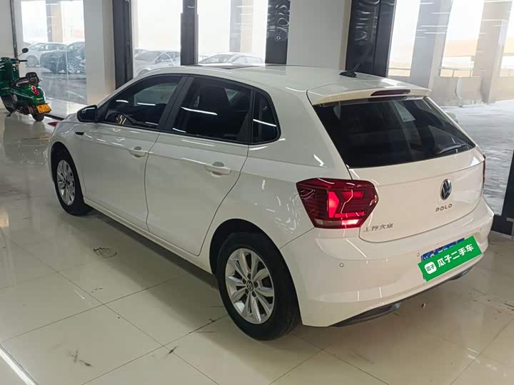 Фото 5 - Volkswagen Polo