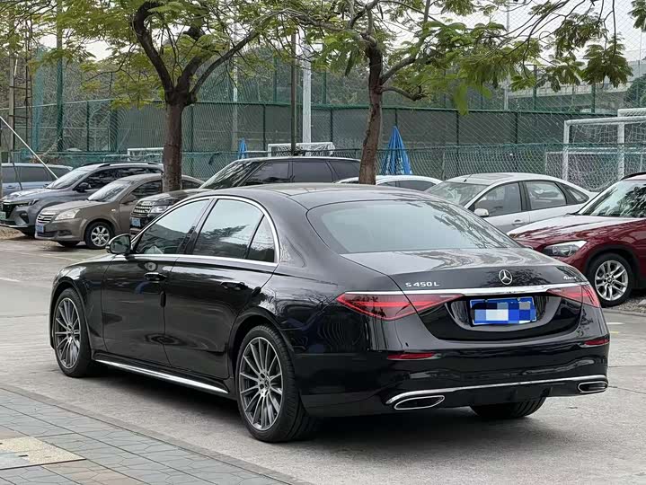 Фото 4 - Mercedes-Benz S-Class