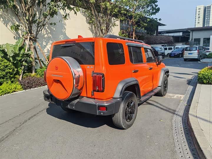 Фото 9 - Tank 300