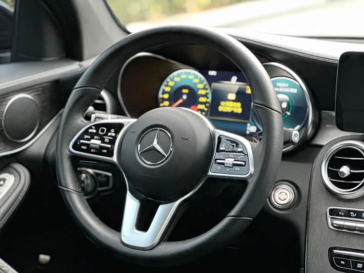 Фото 9 - Mercedes-Benz GLC-Class Coupe