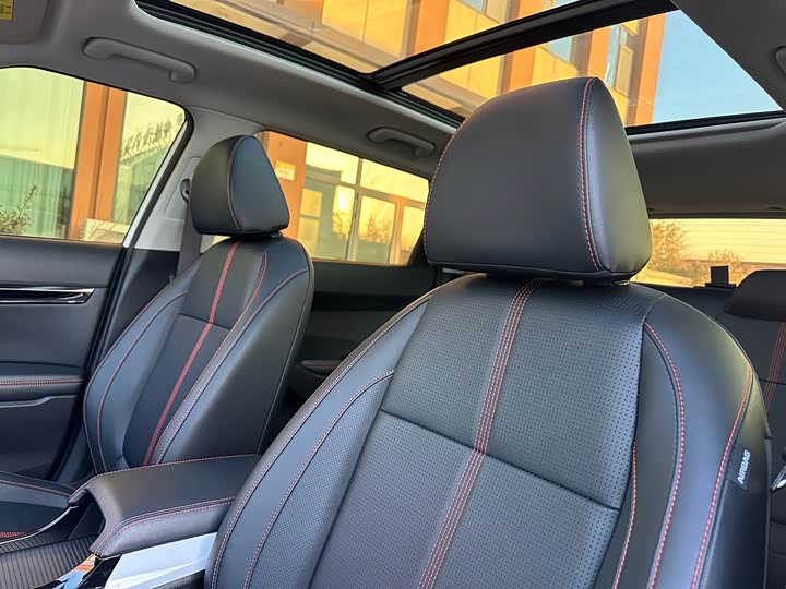 Фото 5 - Kia KX3