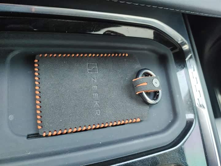 Фото 9 - Zeekr 009