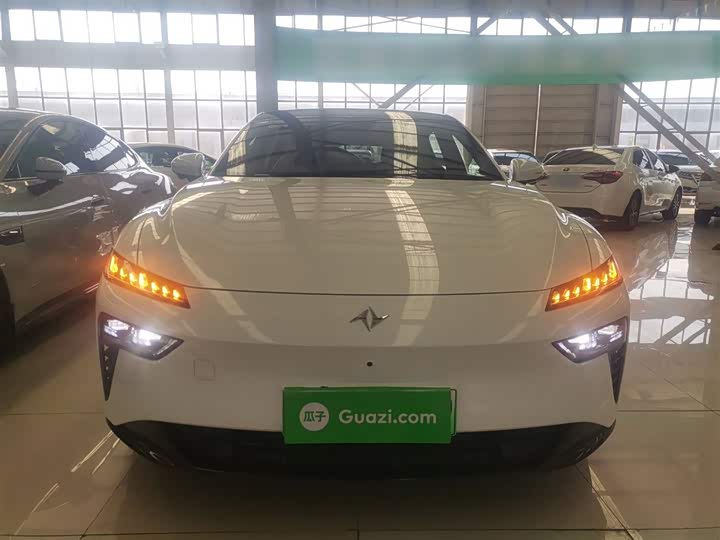 Фото 3 - Dongfeng Yipai eπ 007