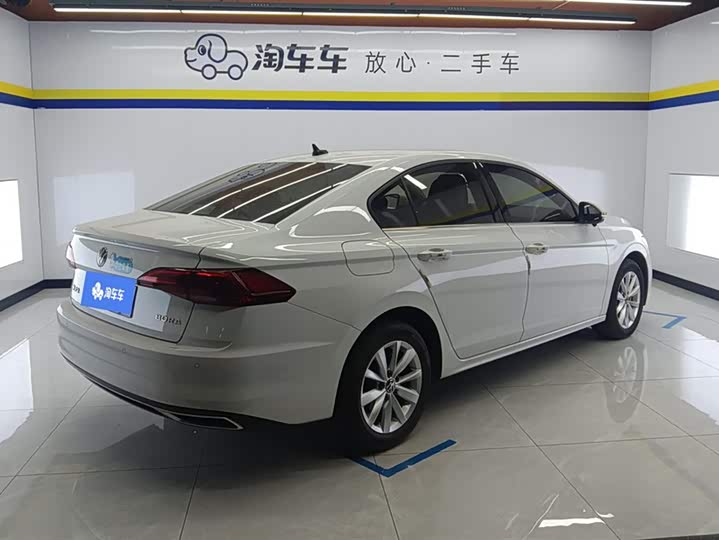 Фото 3 - Volkswagen Bora