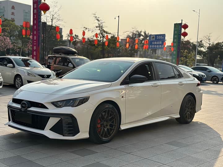 Фото 1 - GAC Trumpchi Empow R