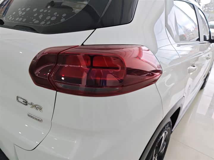 Фото 8 - Citroen C3-XR