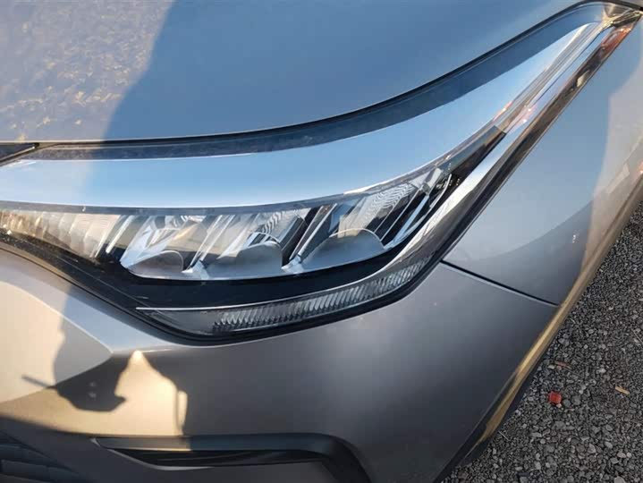 Фото 5 - Toyota Izoa