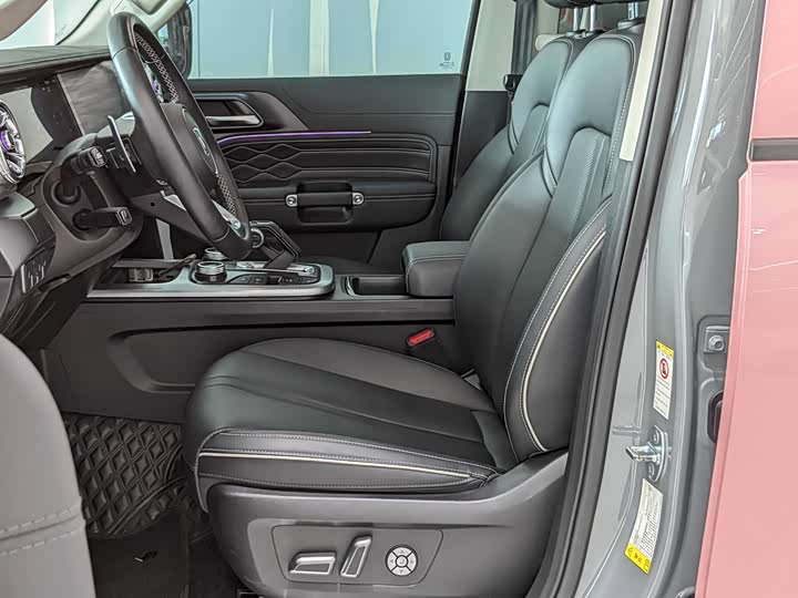 Фото 5 - Tank 300