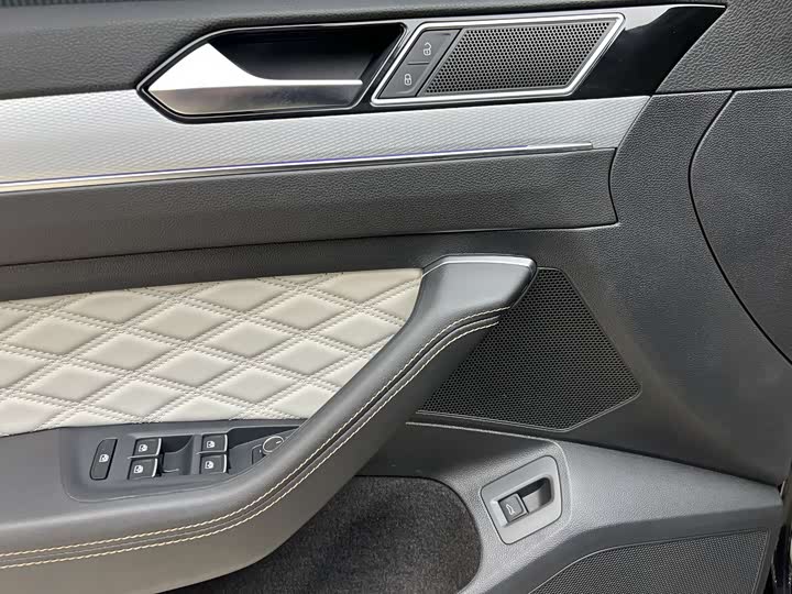 Фото 9 - Volkswagen Magotan