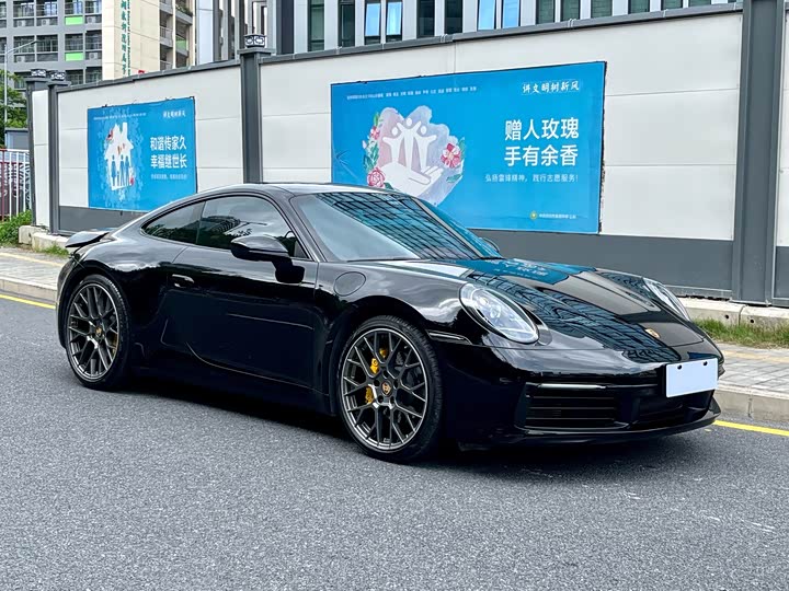 Фото 3 - Porsche 911