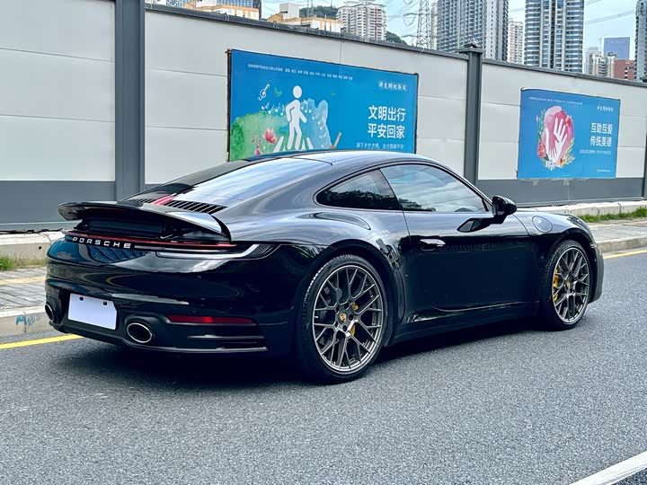 Фото 6 - Porsche 911