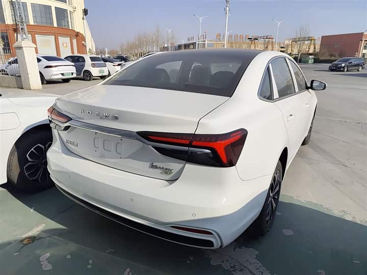 Фото 7 - Roewe i6 Max EV
