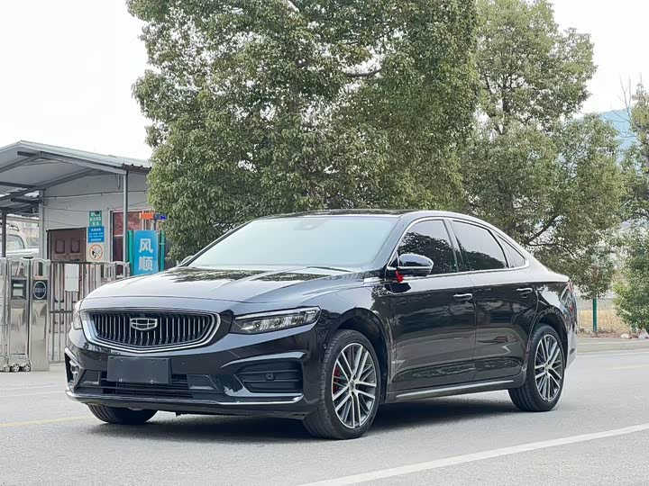 Фото 1 - Geely Preface