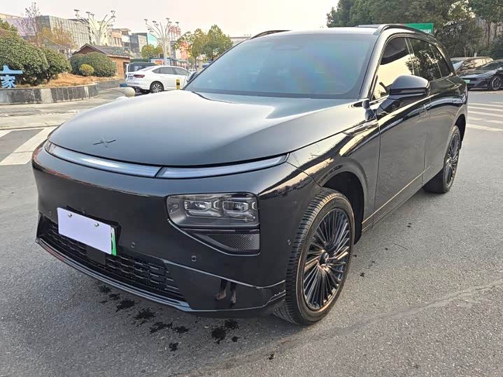 Фото 1 - XPeng G9