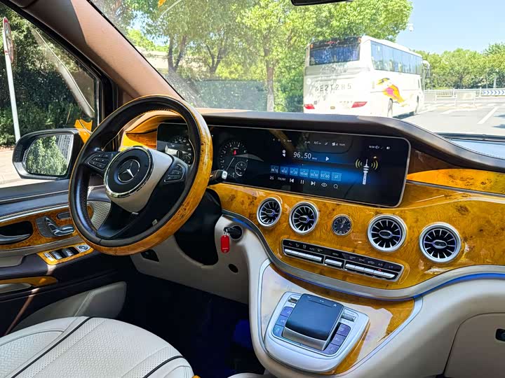 Фото 6 - Mercedes-Benz Vito