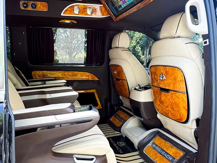 Фото 9 - Mercedes-Benz Vito