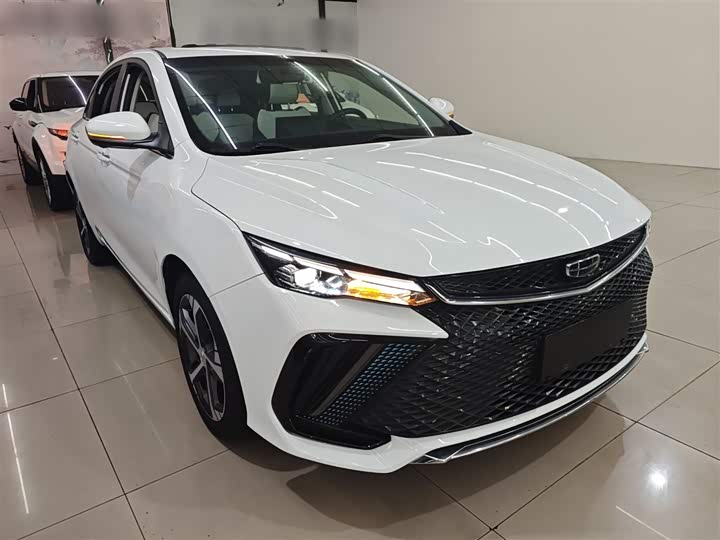 Фото 4 - Geely Emgrand L