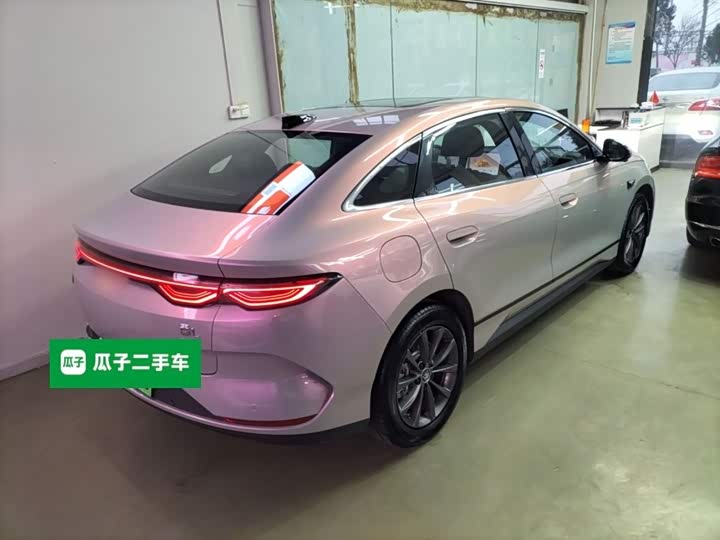 Фото 7 - BYD Qin L