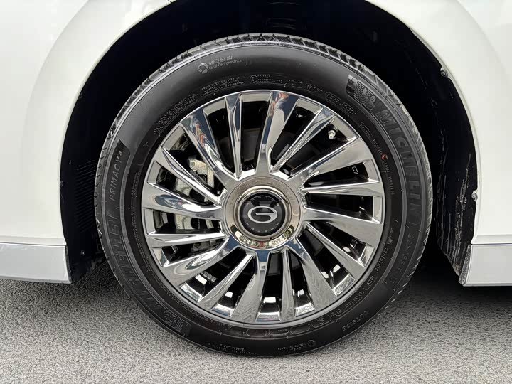 Фото 7 - GAC Trumpchi M8