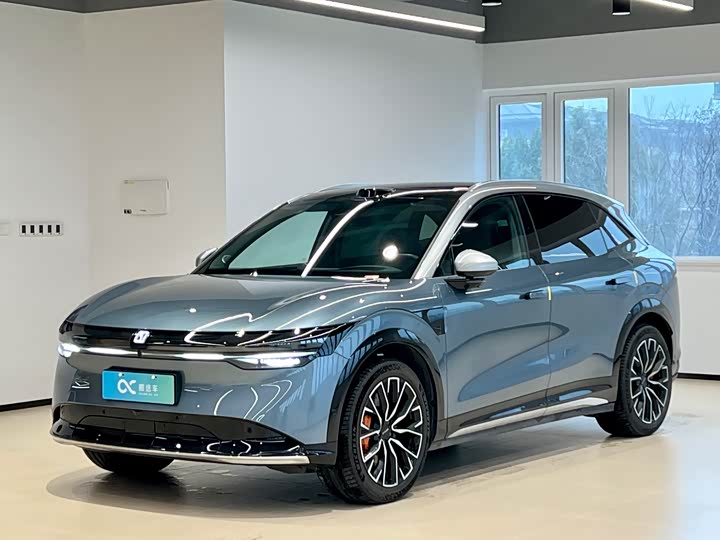 Фото 1 - Zeekr 7X