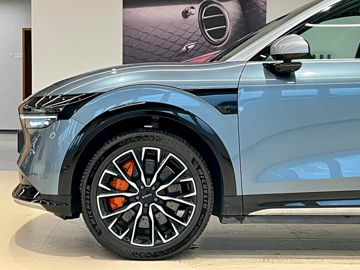 Фото 3 - Zeekr 7X