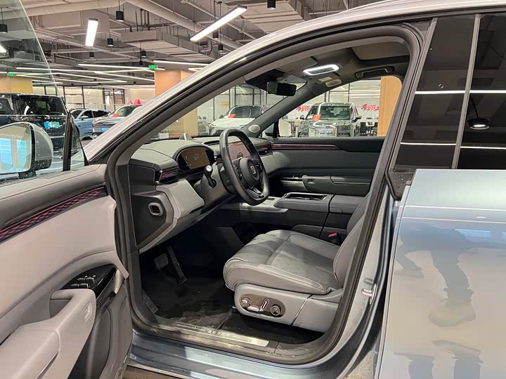 Фото 8 - Zeekr 7X