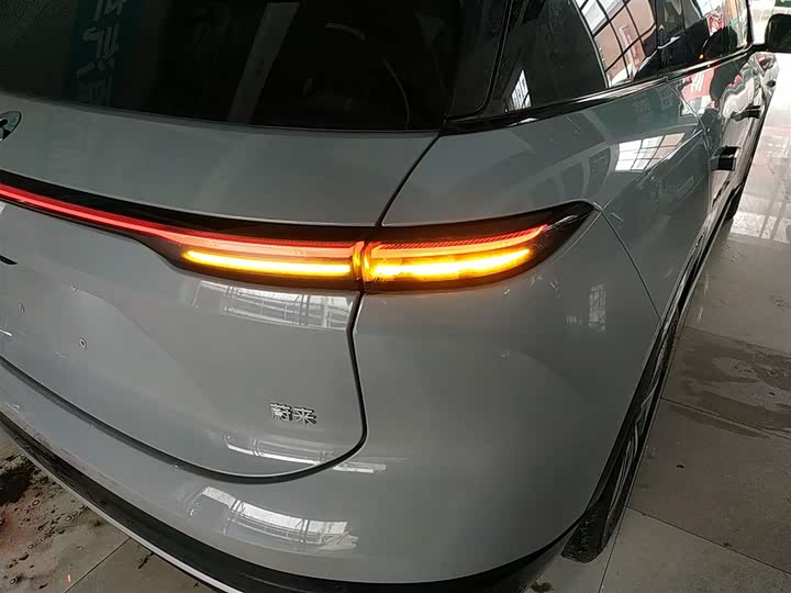 Фото 8 - Nio ES6