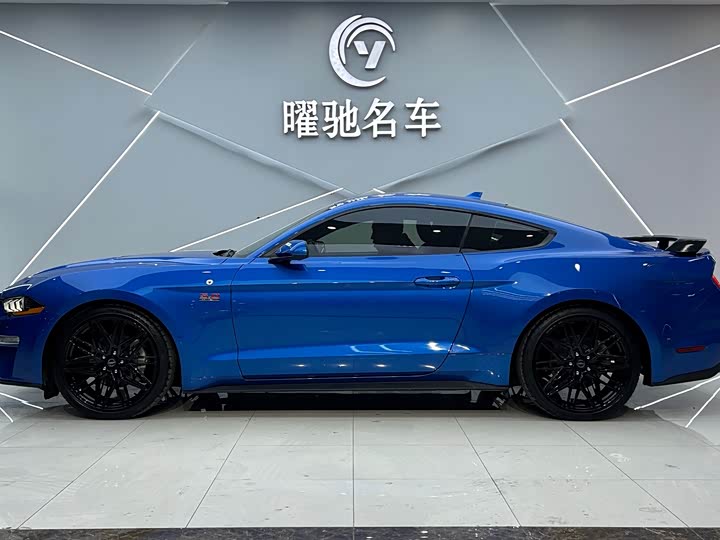 Фото 3 - Ford Mustang