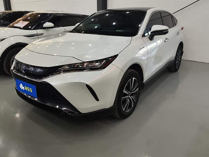 Фото 1 - Toyota Harrier