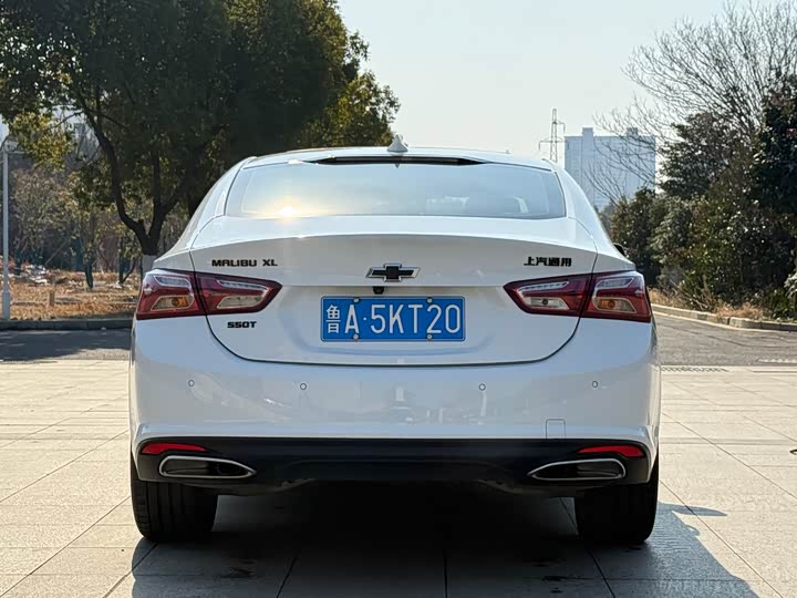 Фото 4 - Chevrolet Malibu XL