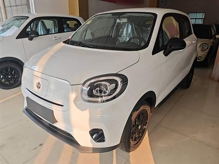 Фото 2 - Leapmotor T03