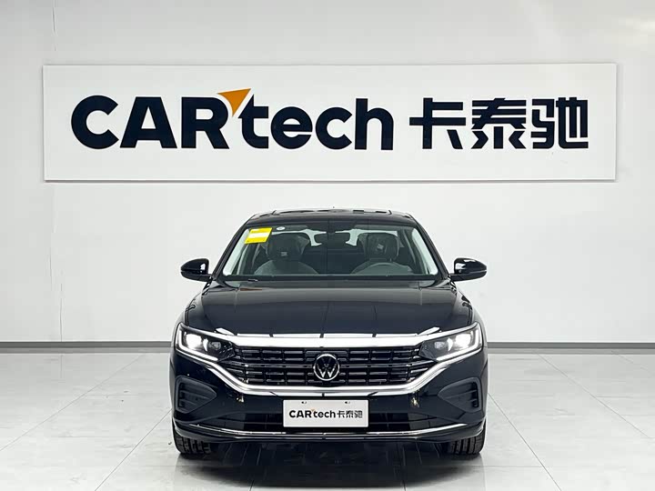 Фото 2 - Volkswagen Passat