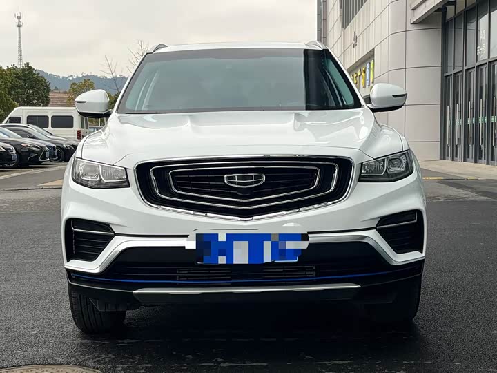 Фото 2 - Geely Atlas