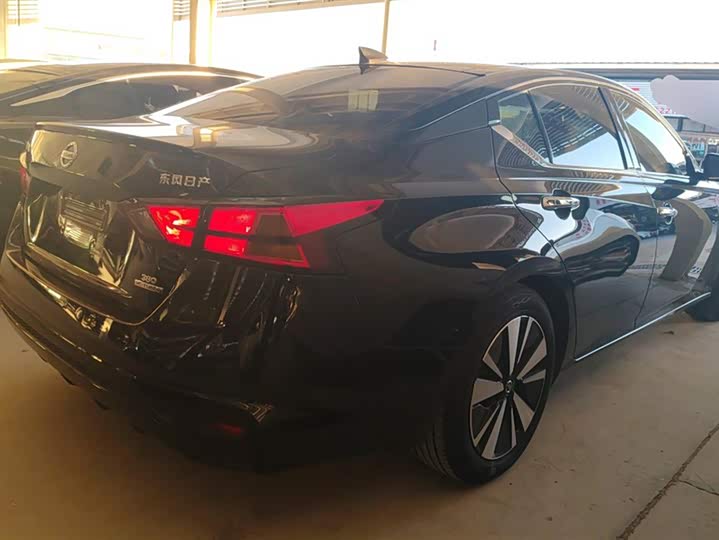 Фото 3 - Nissan Teana