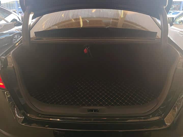 Фото 4 - Nissan Teana