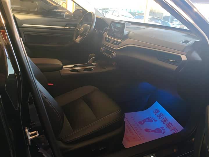 Фото 8 - Nissan Teana