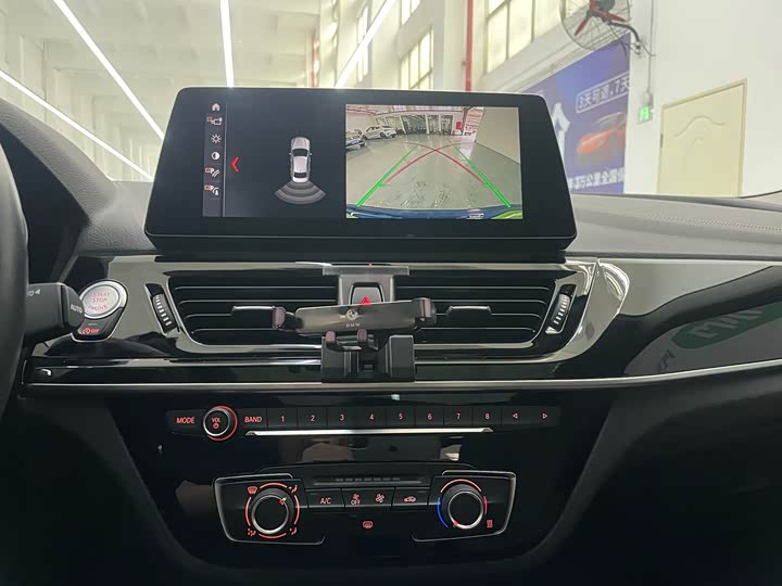 Фото 9 - BMW 1 Series