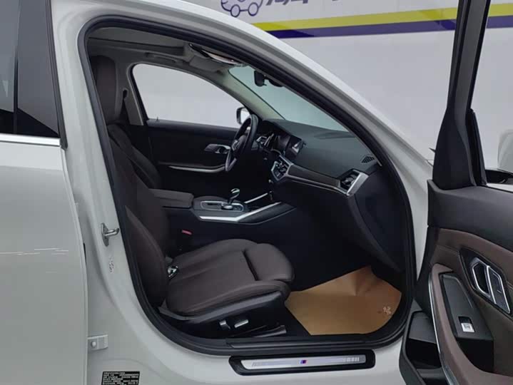 Фото 8 - BMW 3 Series