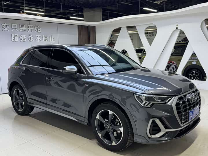 Фото 3 - Audi Q3