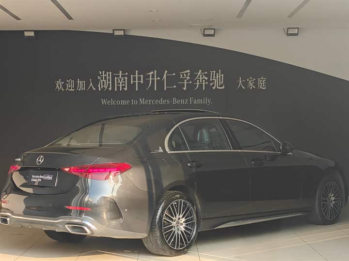 Фото 3 - Mercedes-Benz C-Class