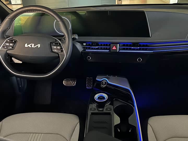 Фото 5 - Kia EV6