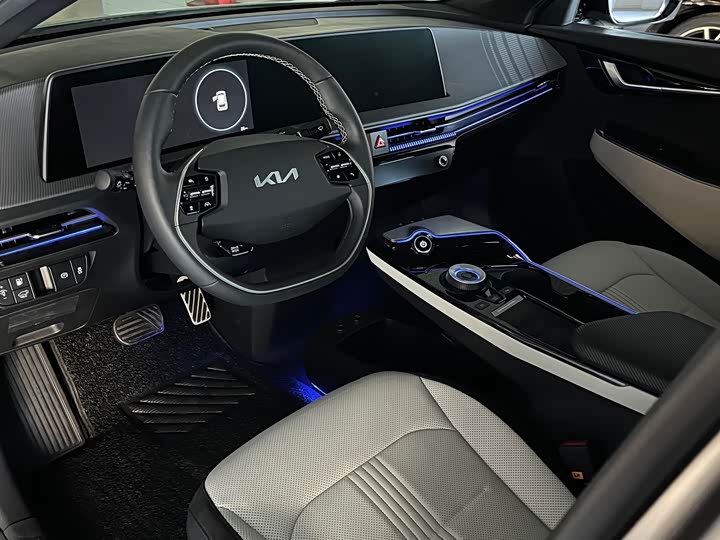 Фото 6 - Kia EV6