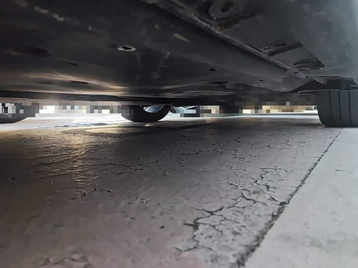 Фото 2 - Toyota Camry